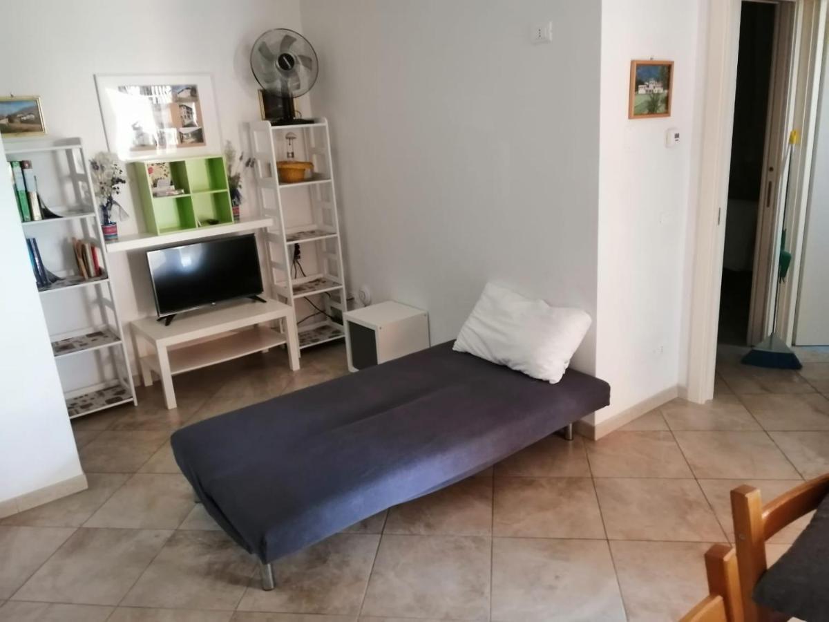 Apartamento Cascina Legnago Bilocale A 6 Chilometri Da Salo' Villanuova sul clisi Exterior foto
