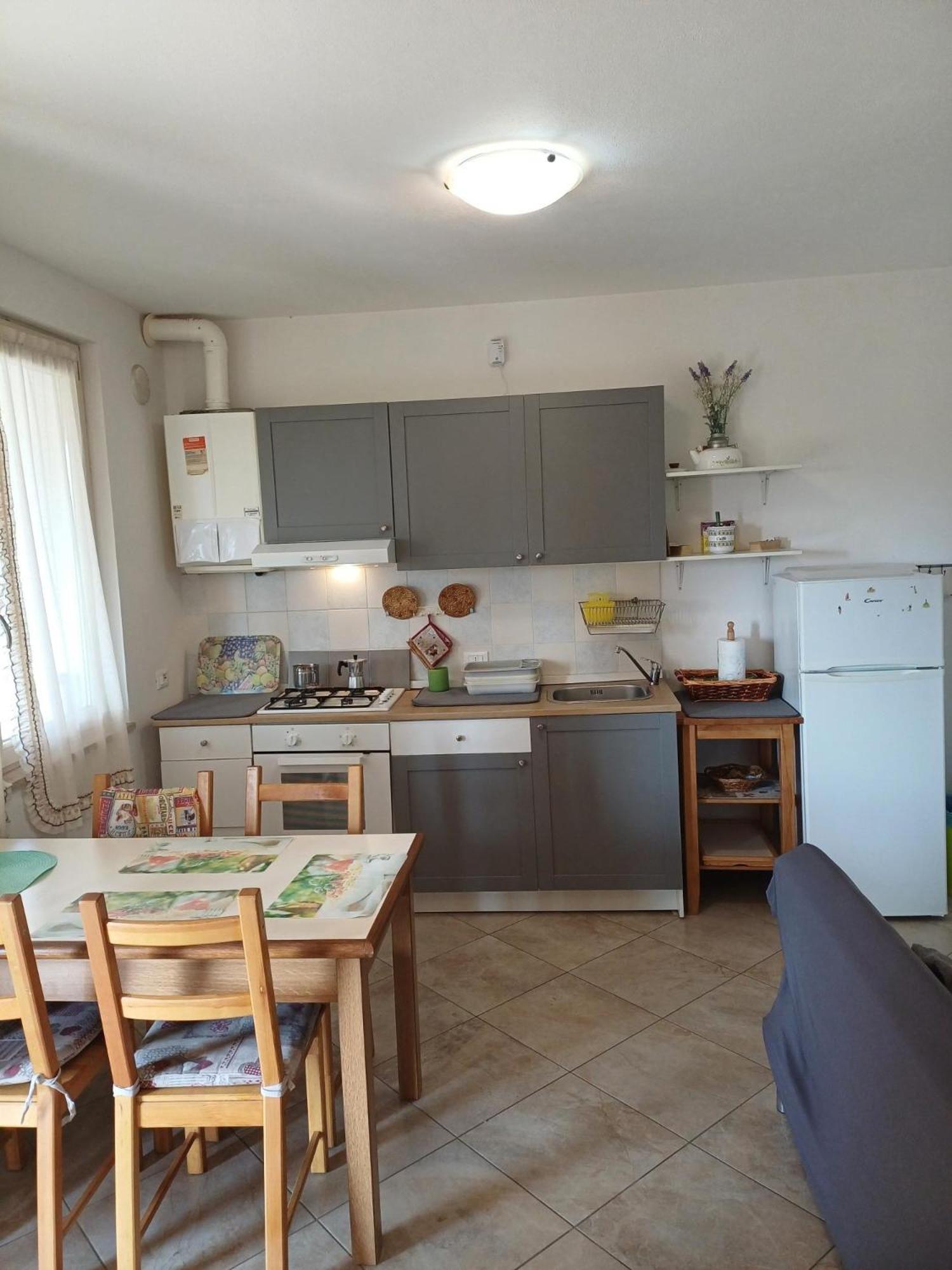 Apartamento Cascina Legnago Bilocale A 6 Chilometri Da Salo' Villanuova sul clisi Exterior foto