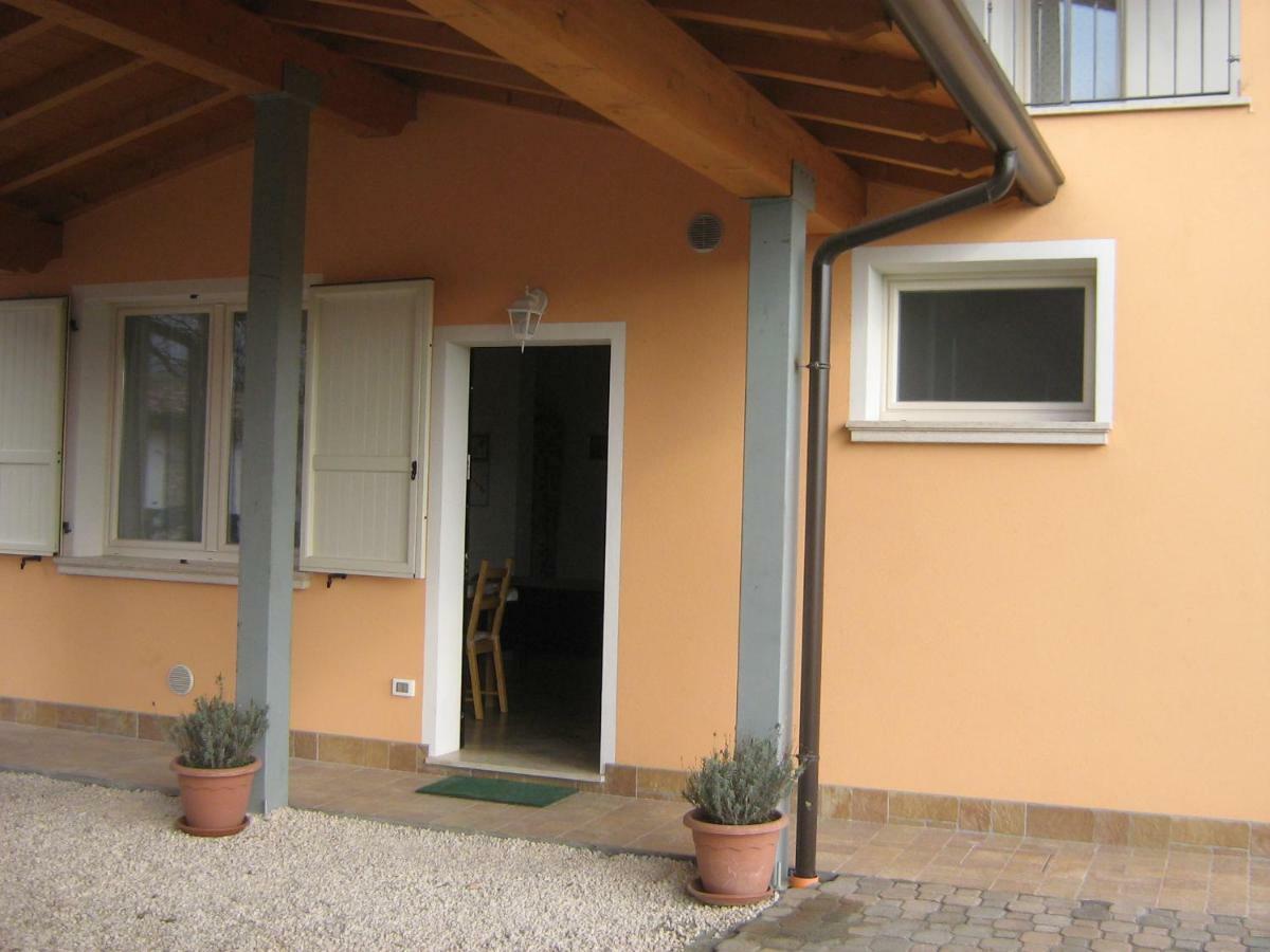 Apartamento Cascina Legnago Bilocale A 6 Chilometri Da Salo' Villanuova sul clisi Exterior foto